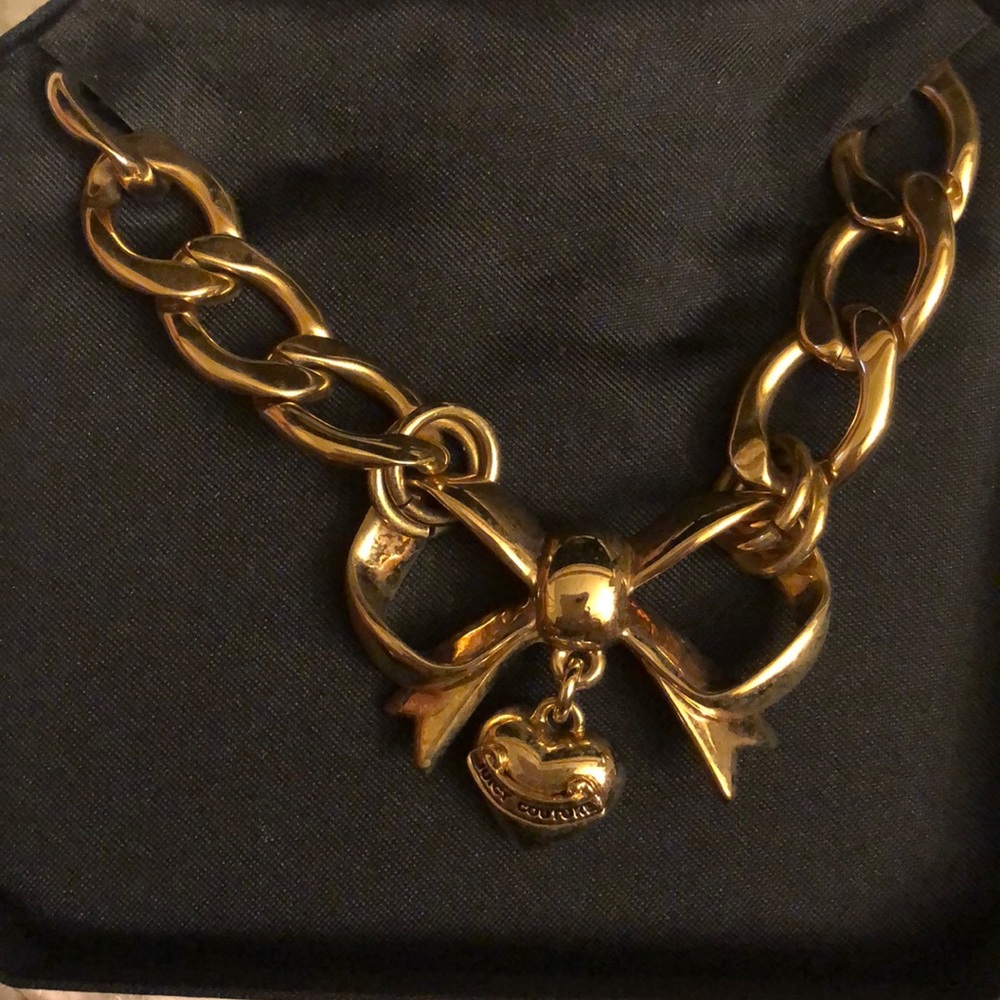 Juicy Couture Bow Starter Necklace